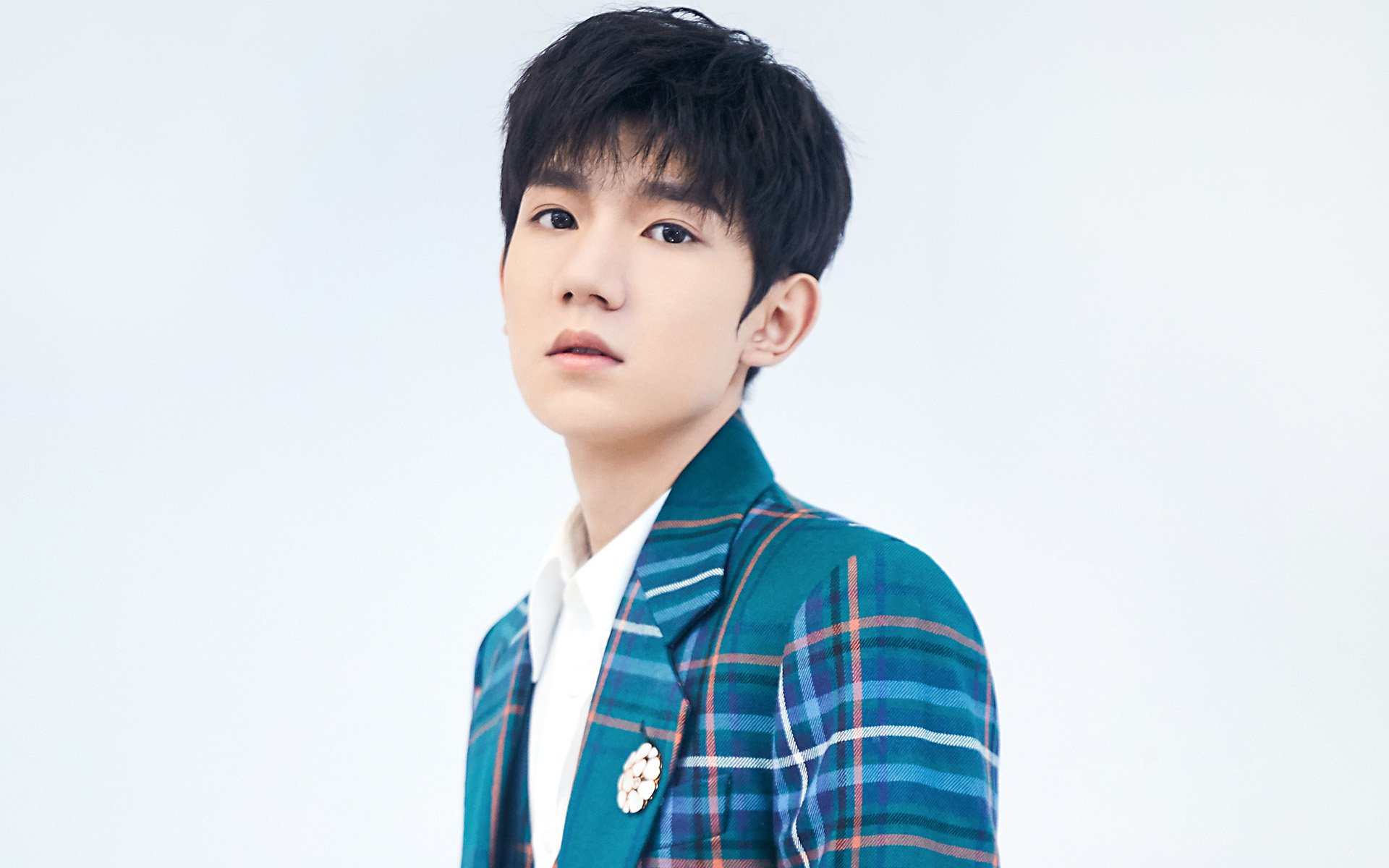 中美蝶泳选手分段速度变化对比图,蝶泳 比赛