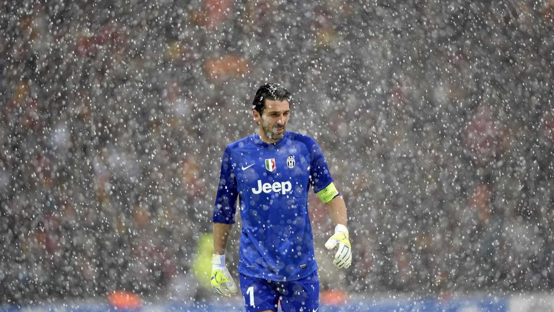 球队是否安排固定站位应对边线球战术变化，球队中的位置