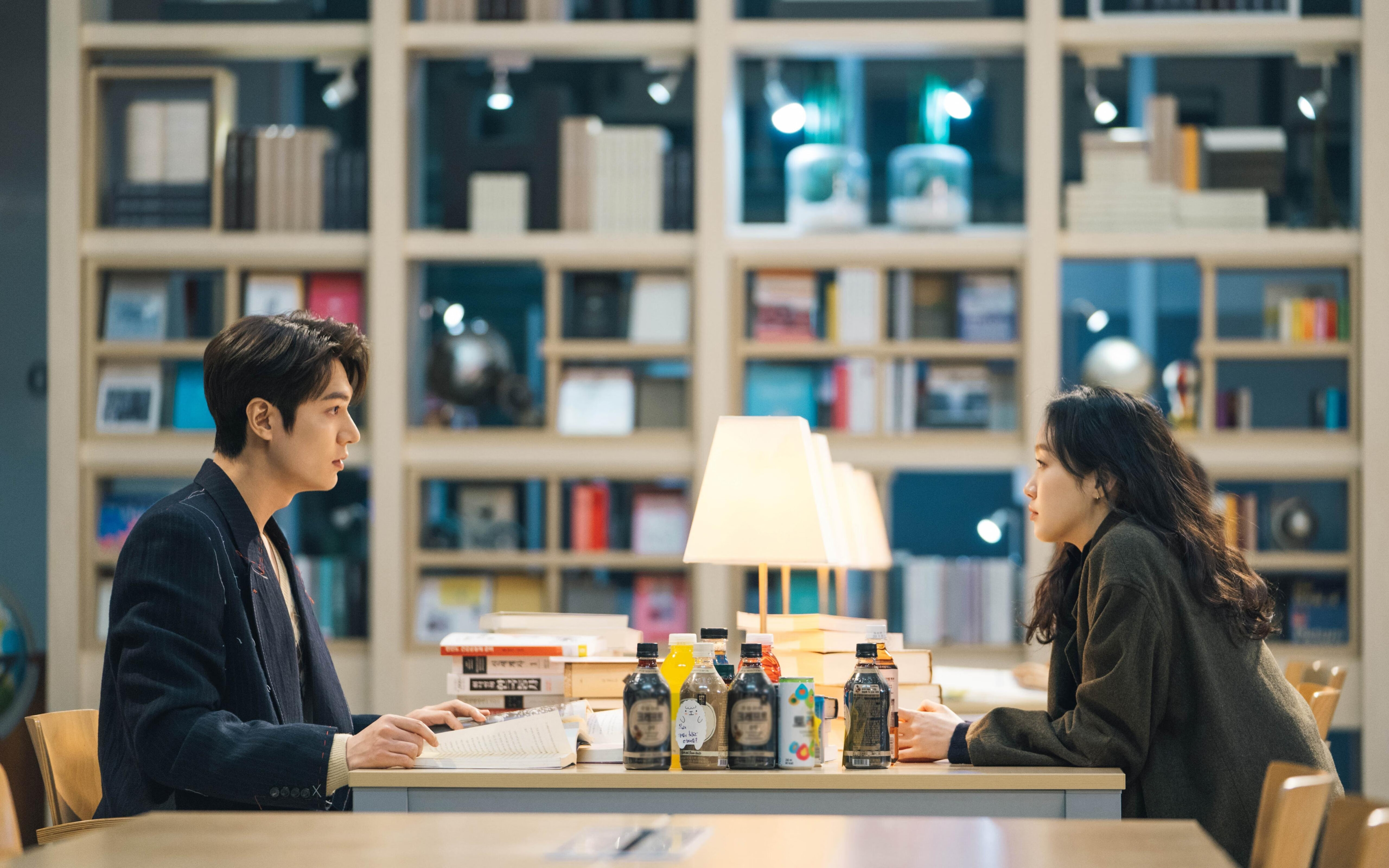 马赛以高压反抢主导比赛空间使用