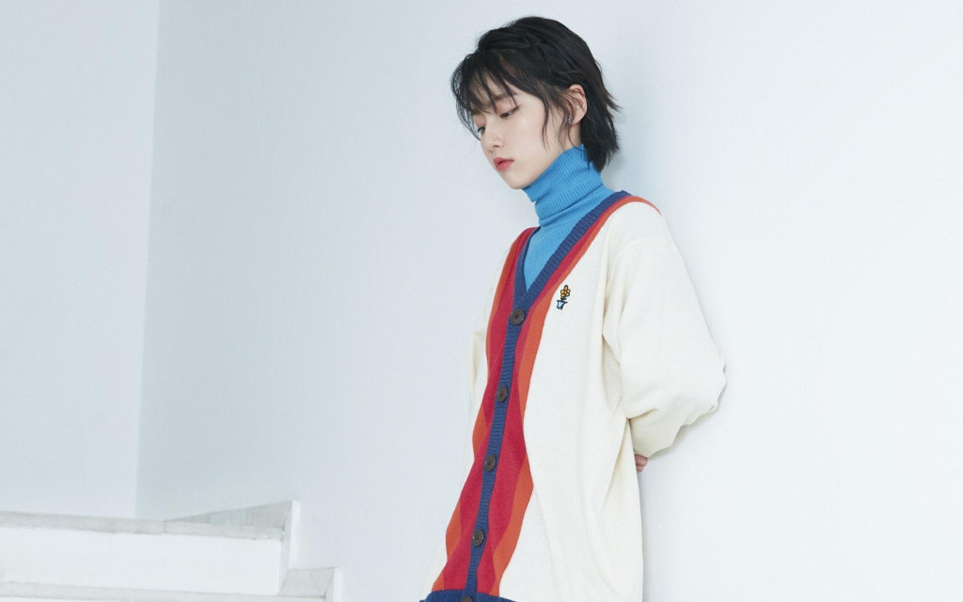 克莱尔·柯尔赞展现新生代仰泳实力，yy克莱尔