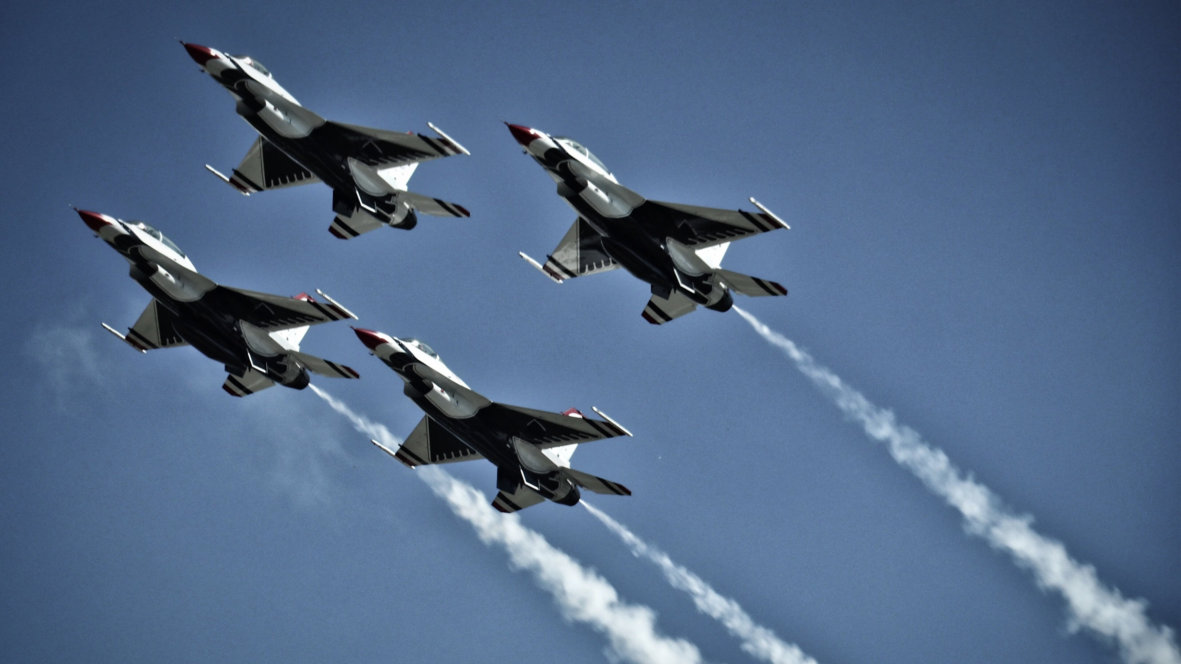 女子篮球注重传球视野训练提高进攻组织效率，女子篮球训练计划项目